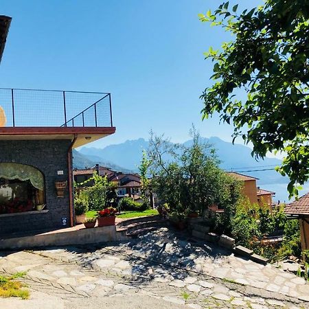 Agriturismo Botton D'Oro Dongo Eksteriør billede